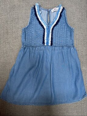Vineyard Vines Light and Dark Blue Denim Dress with White Trim